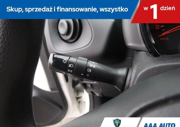 Toyota Aygo cena 34000 przebieg: 46649, rok produkcji 2016 z Błażowa małe 172
